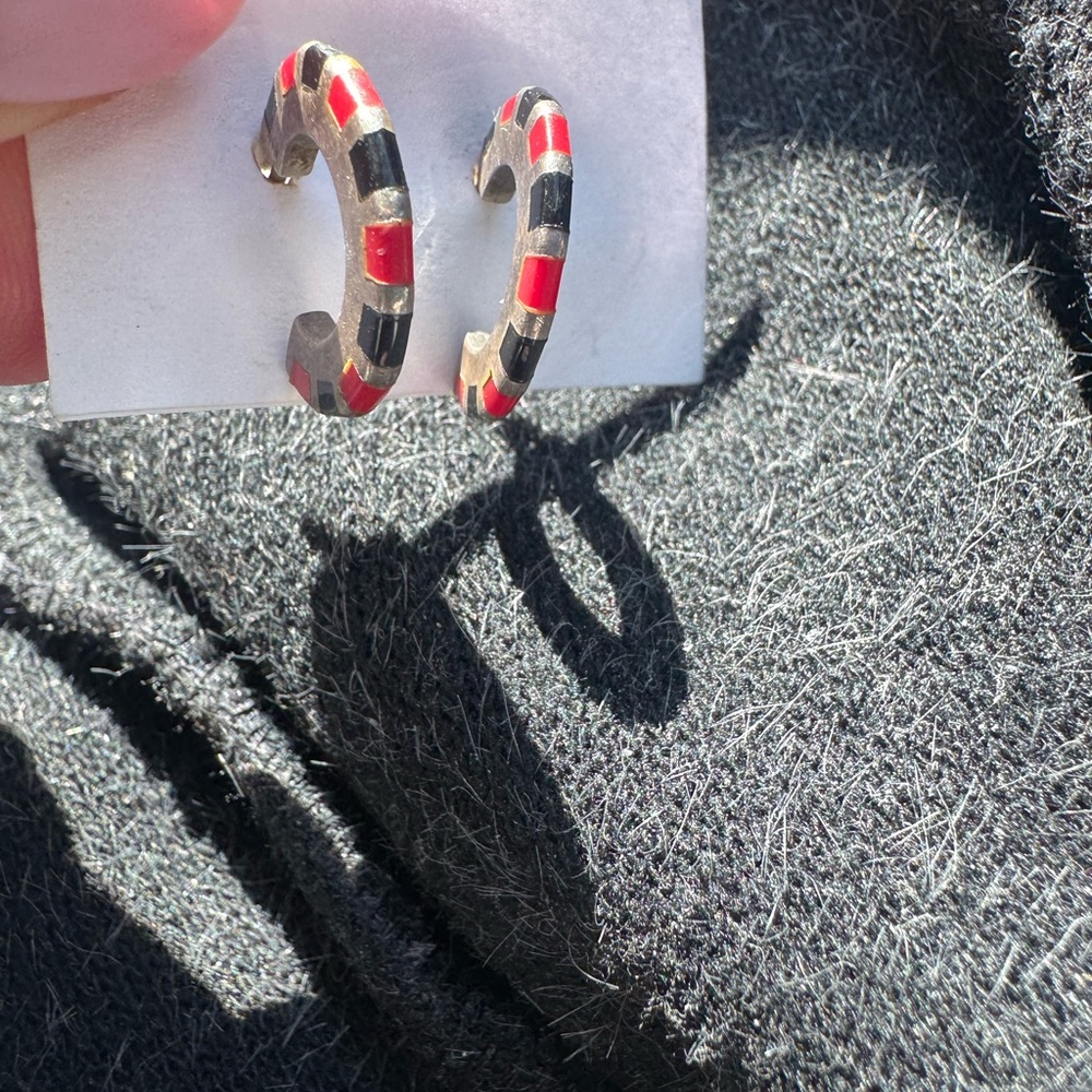 Southwest coral and onyx inlay Hoop Earrings